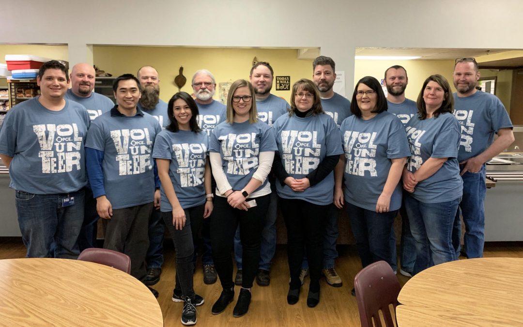 HTI Plastics and PCE Employees Volunteer at People’s City Mission